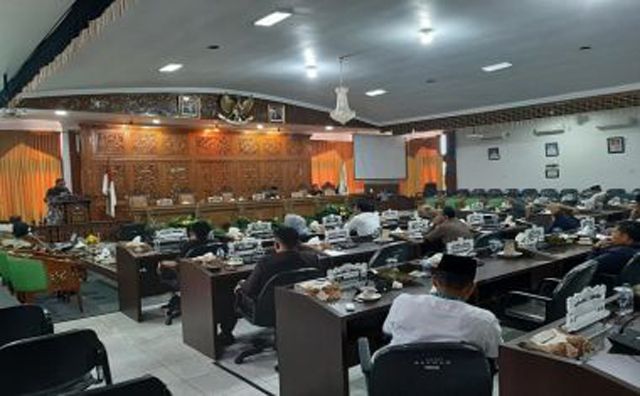 https://www.potretnews.com/assets/imgbank/05052020/potretnewscom_ctz6z_1827.jpg