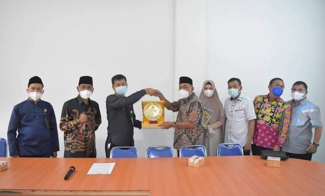 https://www.potretnews.com/assets/imgbank/26082021/potretnewscom_55es3_2204.jpg