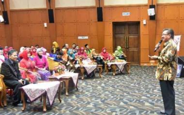 hadiri-peluncuran-sagusabu-di-jakarta-wabup-inhil-didaulat-memotivasi-para-guru