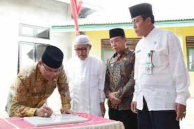 resmikan-musala-an-nahar-bupati-inhil-dari-sinilah-dimulainya-pembentukan-akhlak